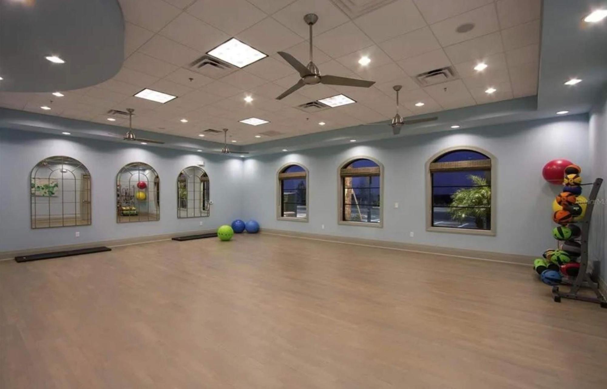 Stunning 5 Bd W/ Pool Close To Disney 8955 Kissimmee Eksteriør bilde