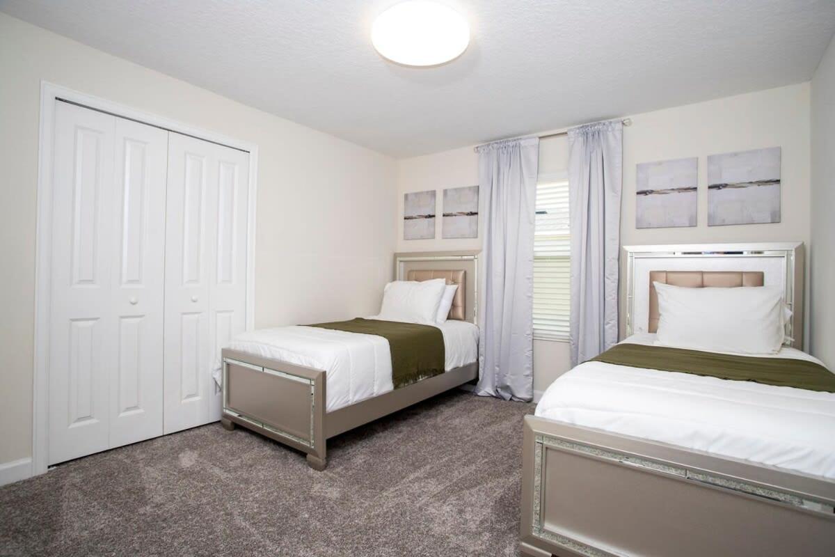 Stunning 5 Bd W/ Pool Close To Disney 8955 Kissimmee Eksteriør bilde
